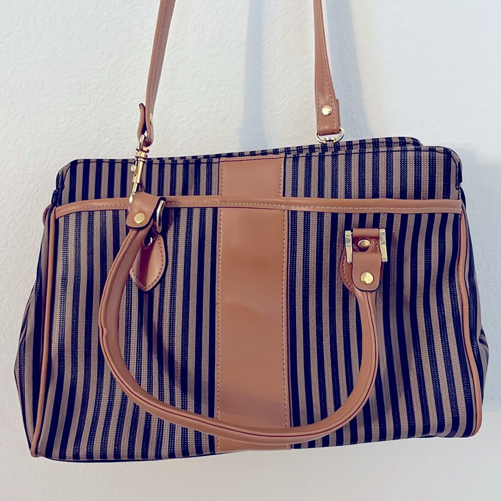 Crossbody bag
